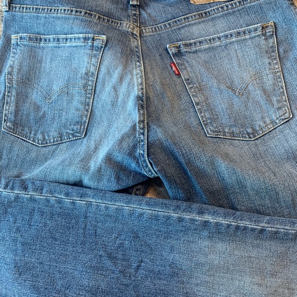 Levi Men’s pants - Picture 2 of 4